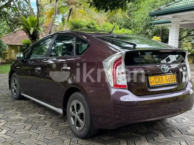 Toyota Prius 2014 photo 3