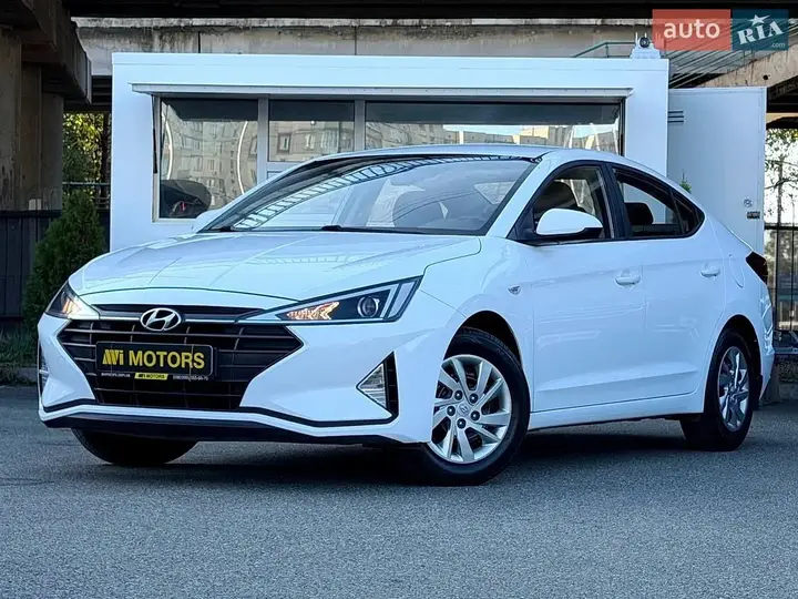 Hyundai Elantra 2019 photo 3