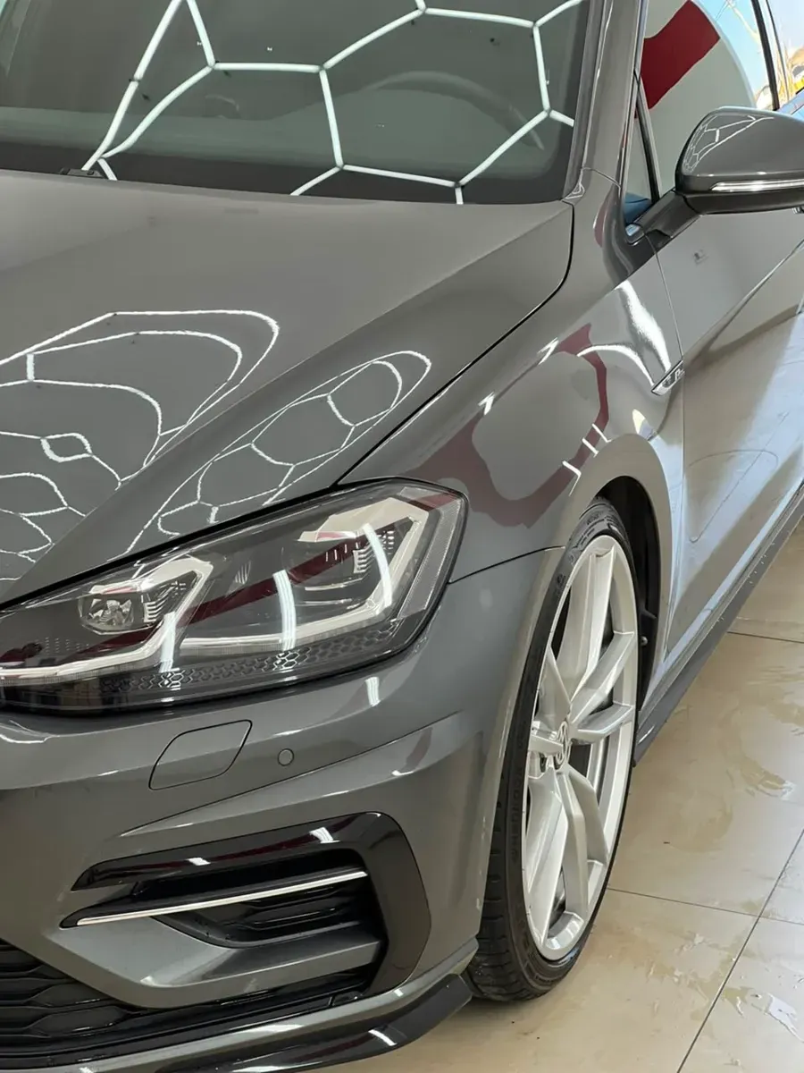 Volkswagen Golf 2018 photo 2