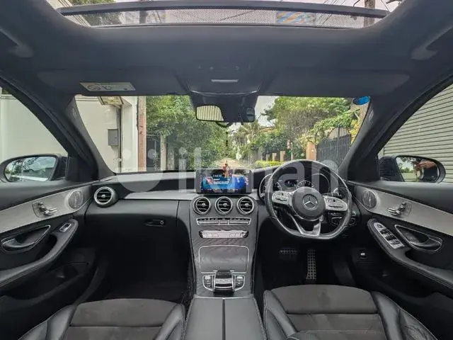 Mercedes-Benz C180 2020 photo 4