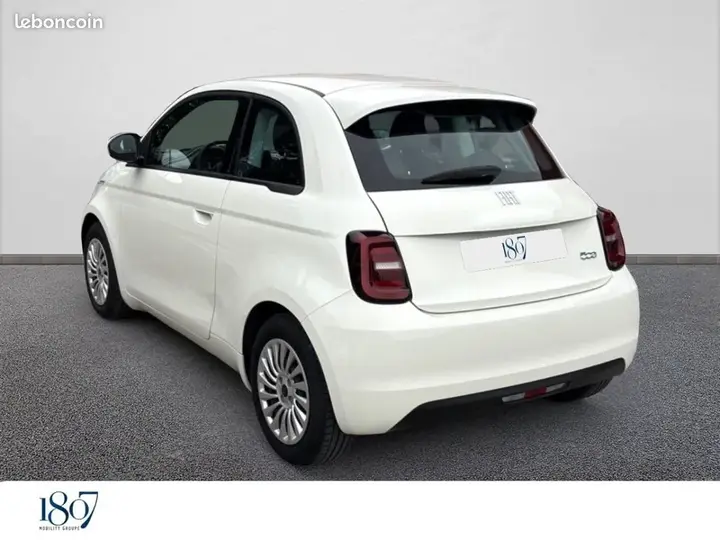 Fiat 500 2023 photo 3