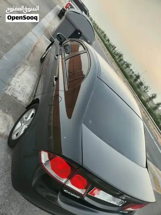 Honda Civic 2010 photo 2