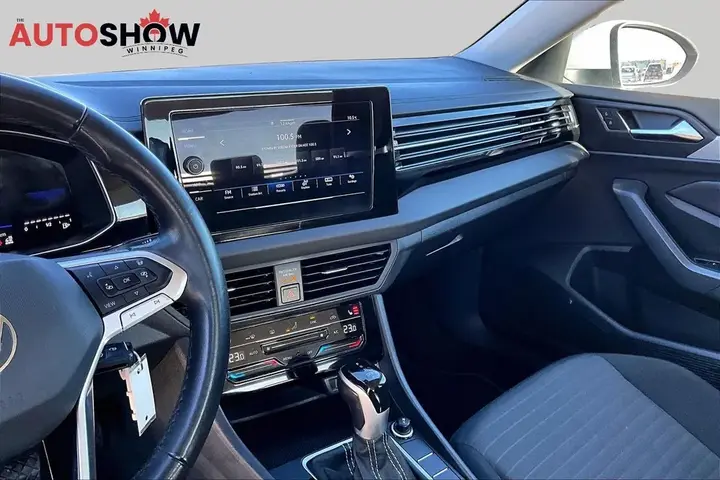 Volkswagen Jetta 2025 photo 5