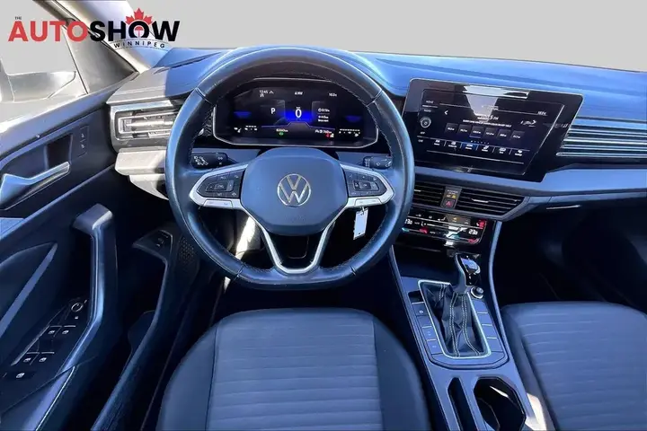 Volkswagen Jetta 2025 photo 3