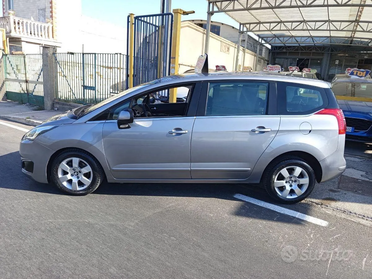 Peugeot 5008 2014 photo 4
