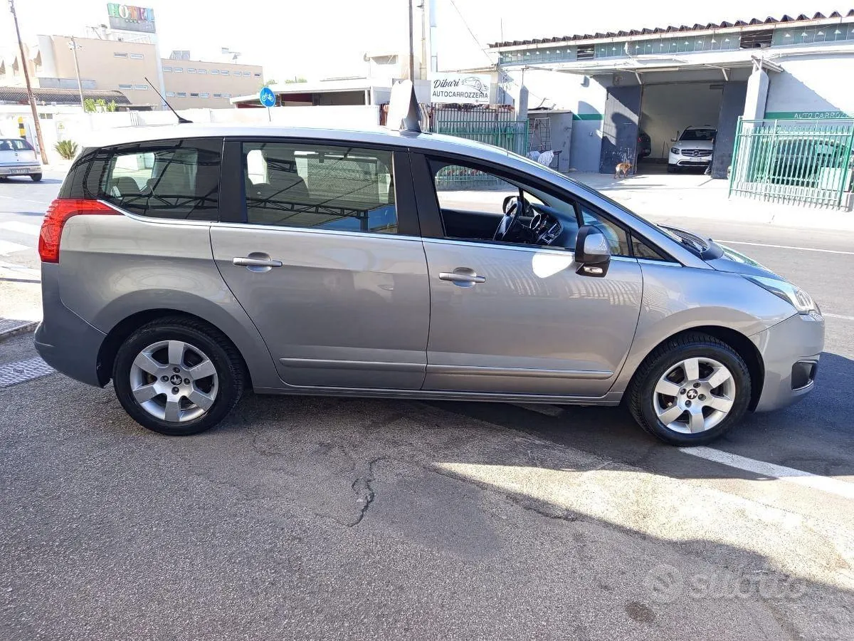 Peugeot 5008 2014 photo 5