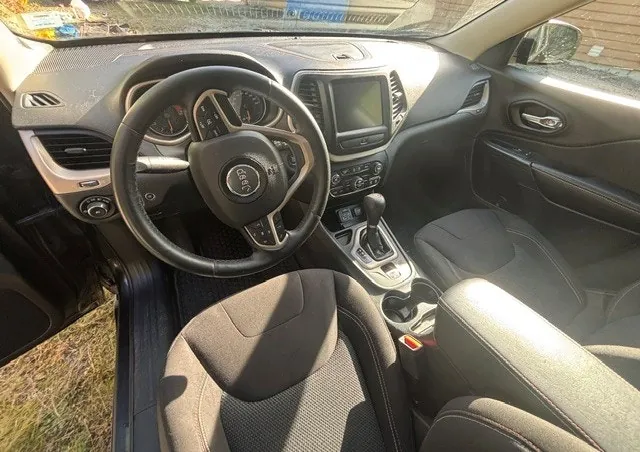 Jeep Cherokee 2016 photo 5
