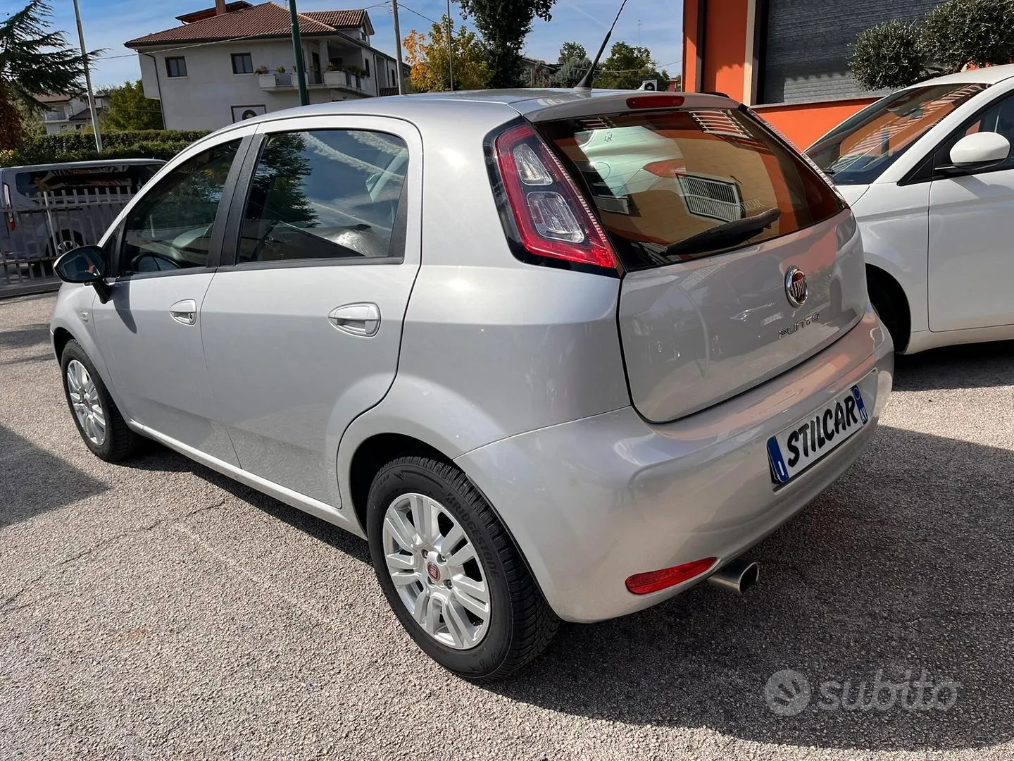 Fiat Punto 2015 photo 3
