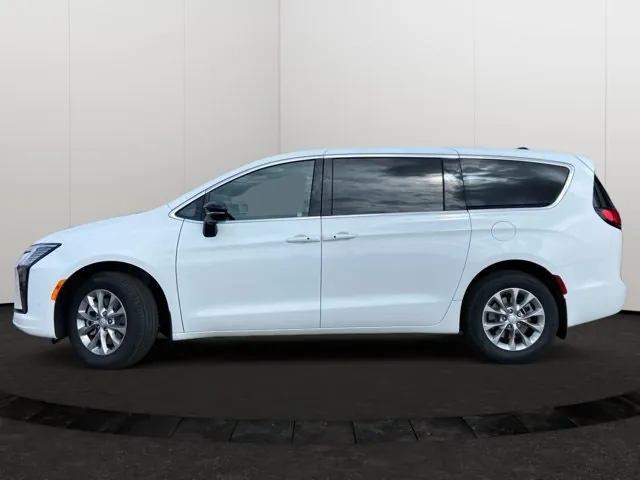 Chrysler Pacifica 2027 photo 2