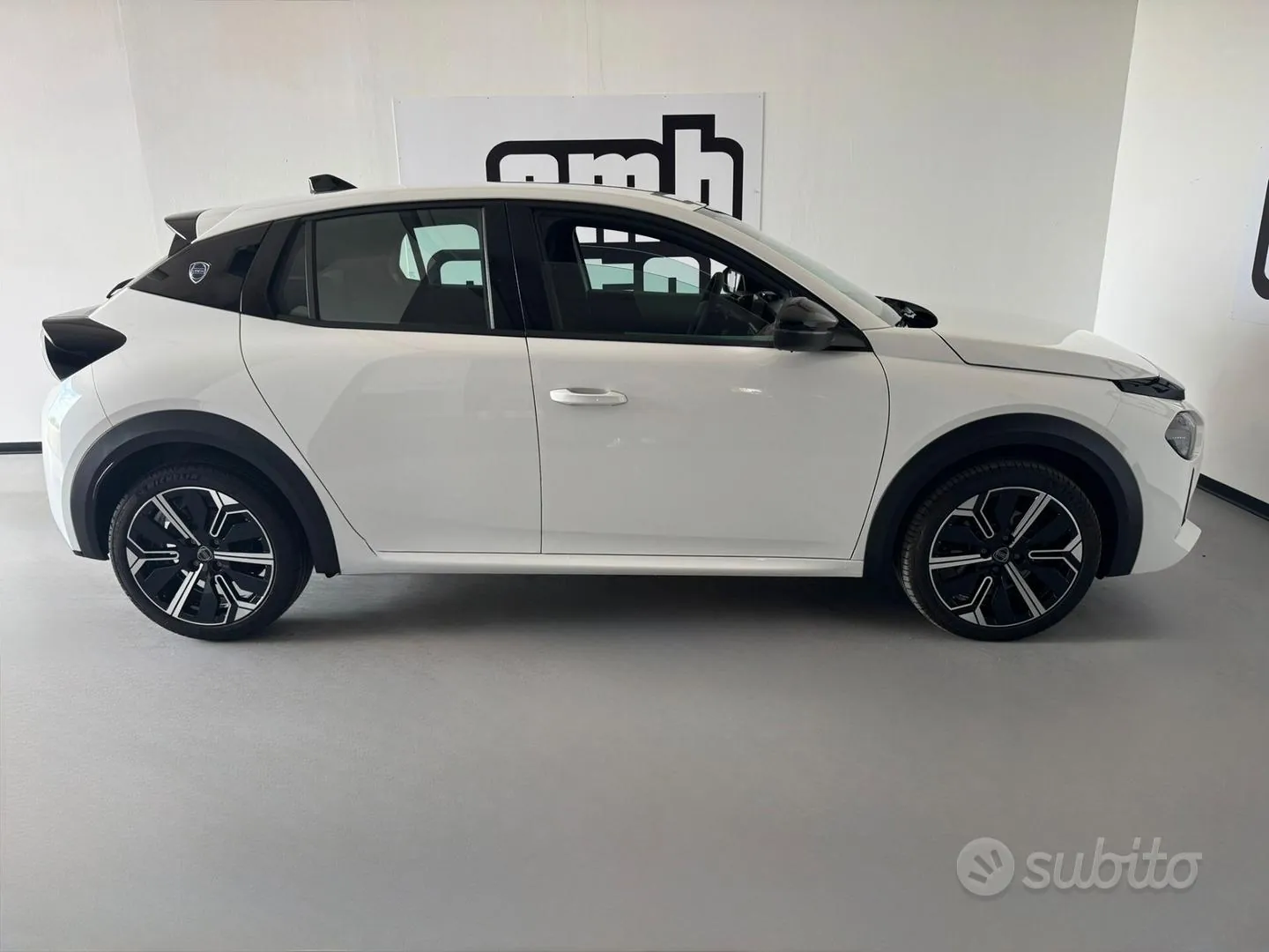 Lancia Ypsilon 2024 photo 3