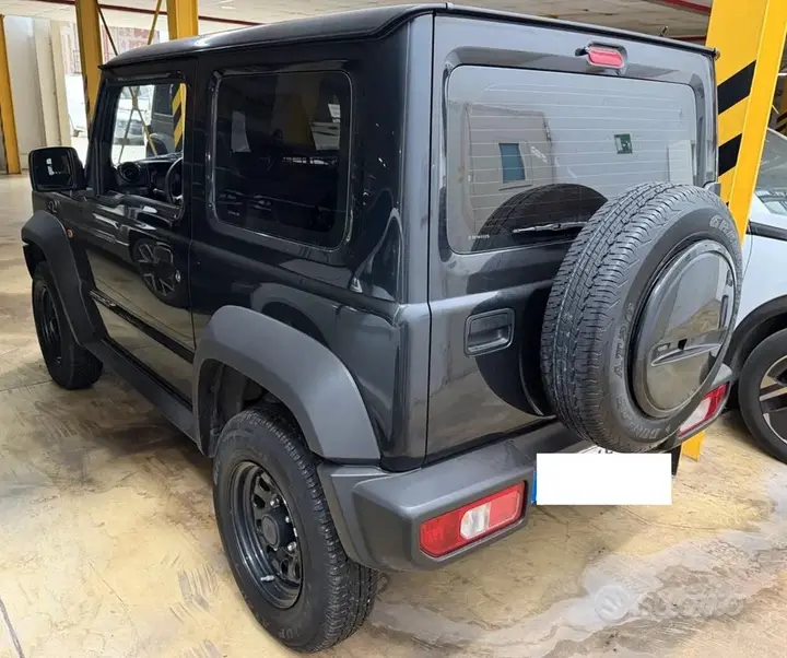 Suzuki Jimny 2024 photo 3