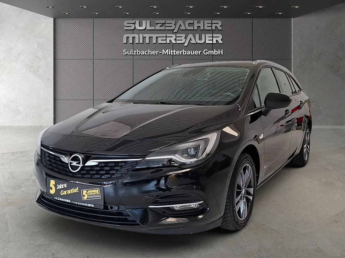 Opel Astra 2022 photo 2