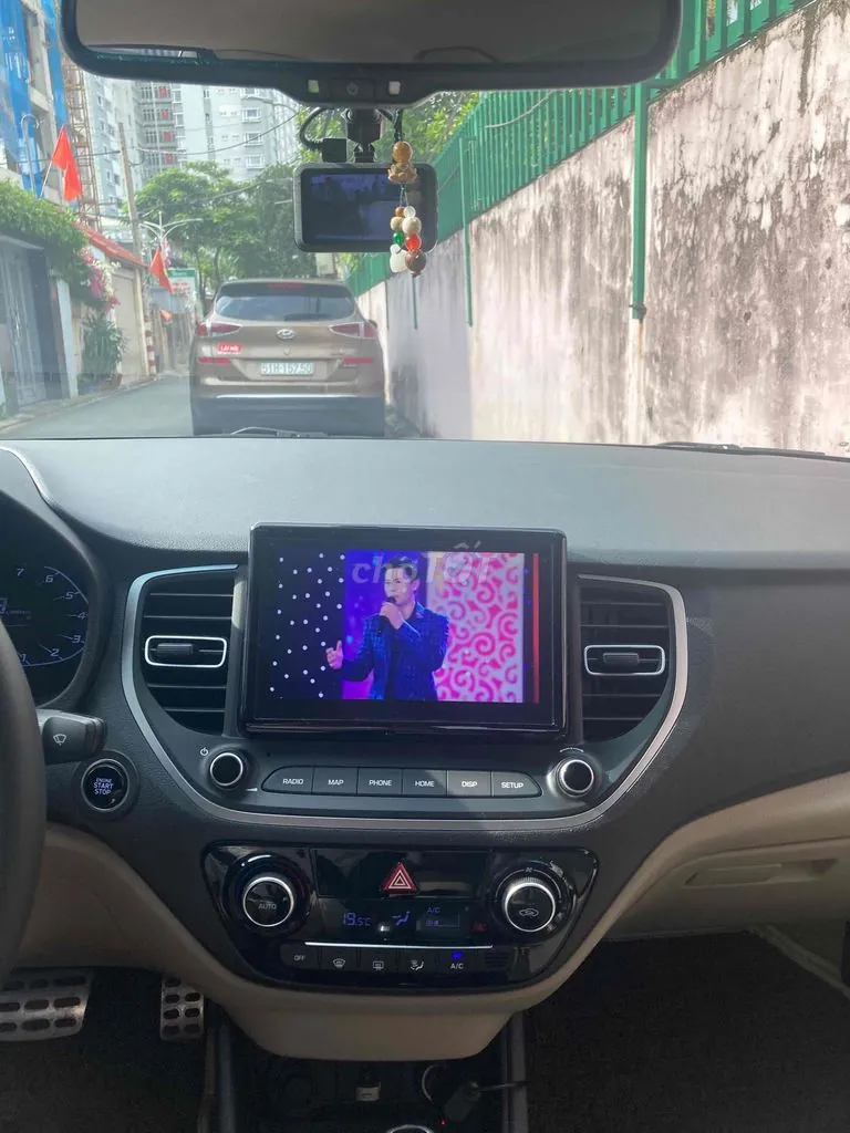 Hyundai Accent 2022 photo 4