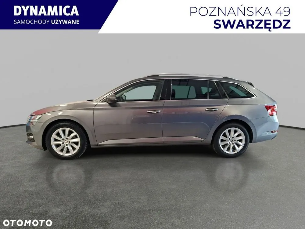 Skoda Superb 2022 photo 4