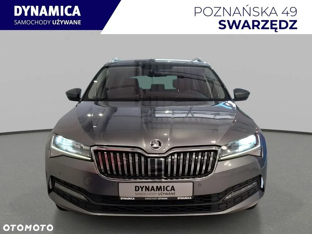 Skoda Superb 2022 photo 2