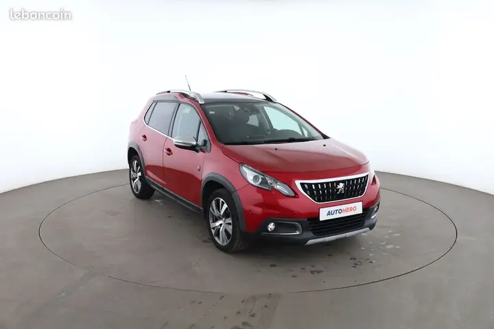 Peugeot 2008 2019 photo 4