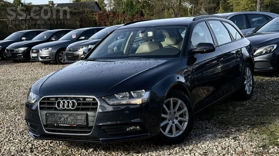 Audi A4 Avant 2012 photo 2