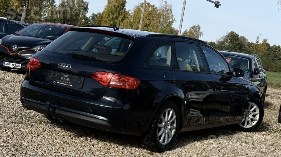 Audi A4 Avant 2012 photo 3