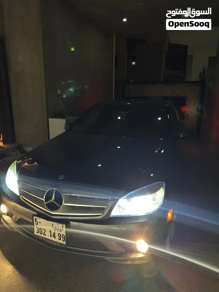Mercedes-Benz C-Class 2010 photo 2