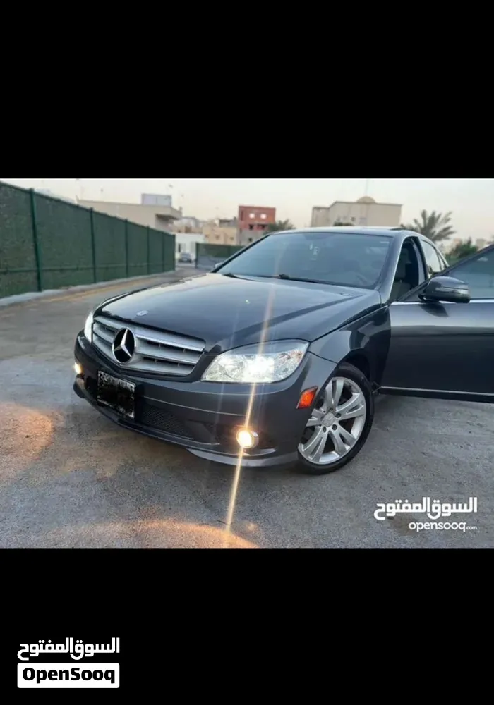 Mercedes-Benz C-Class 2010 photo 4