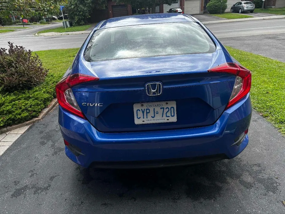 Honda Civic 2018 photo 3