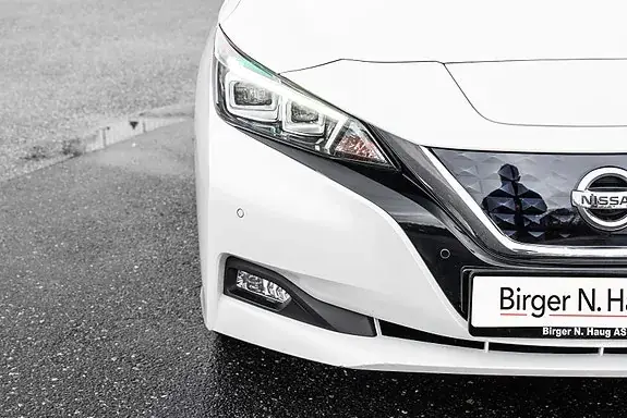 Nissan Leaf 2022 photo 2