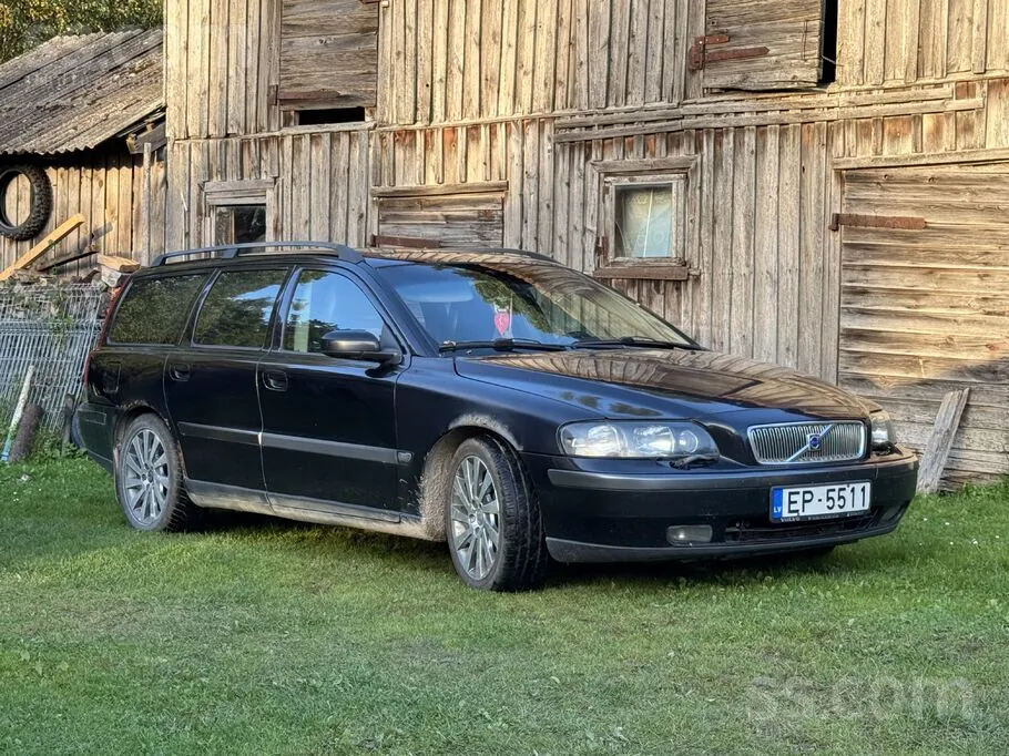 Volvo V70 2004 photo 2