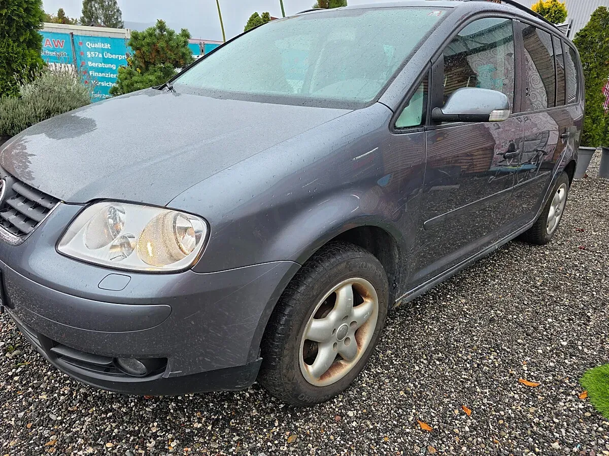 Volkswagen Touran 2018 photo 3
