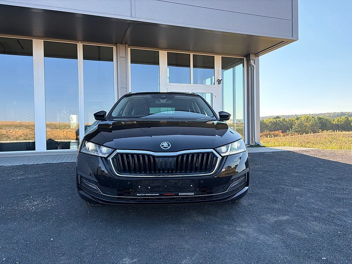 Skoda Octavia 2023 photo 2