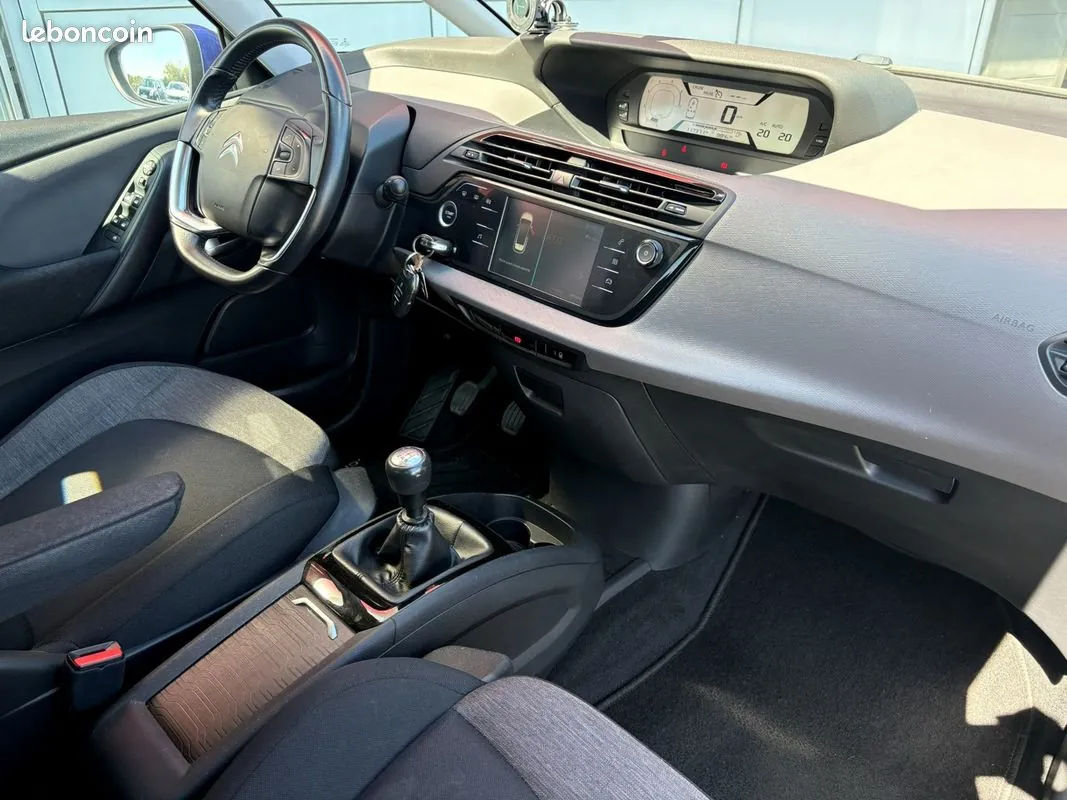 Citroen C4 Picasso 2017 photo 3