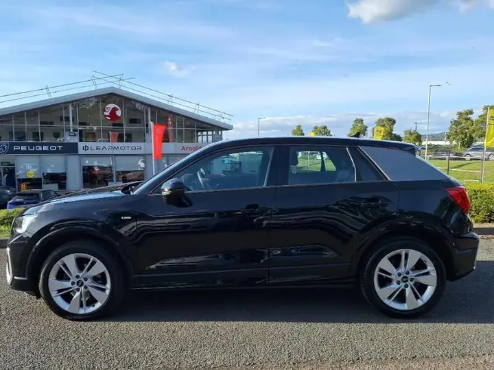 Audi Q2 2023 photo 4