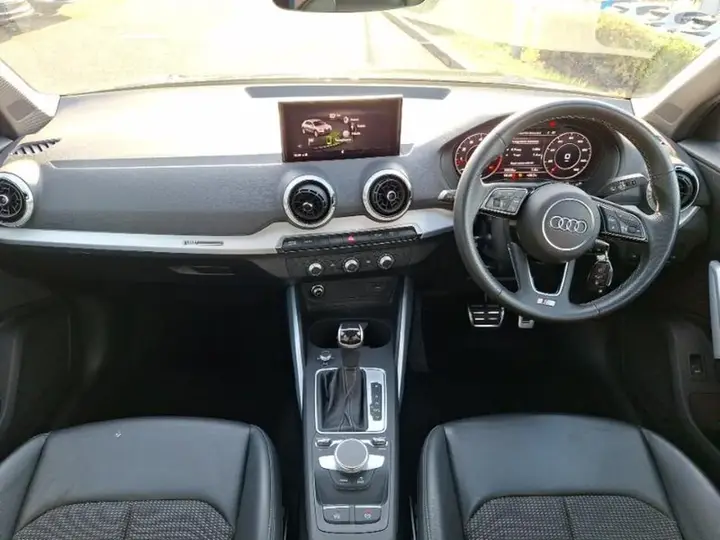 Audi Q2 2023 photo 3