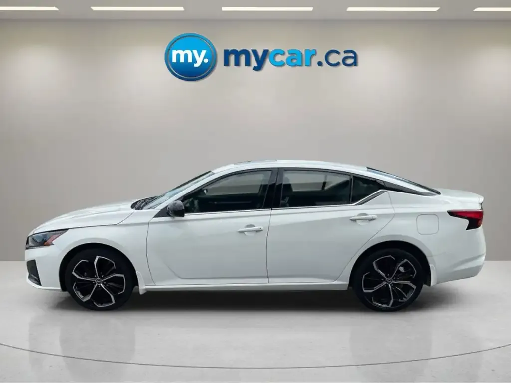 Nissan Altima 2024 photo 3
