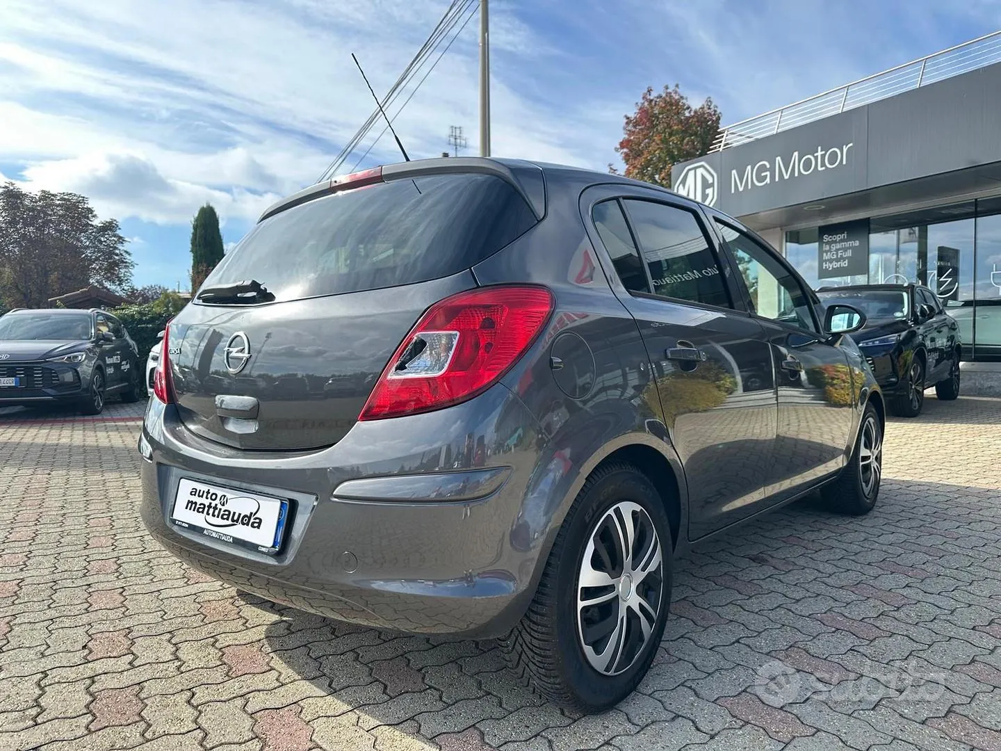 Opel Corsa 2012 photo 3