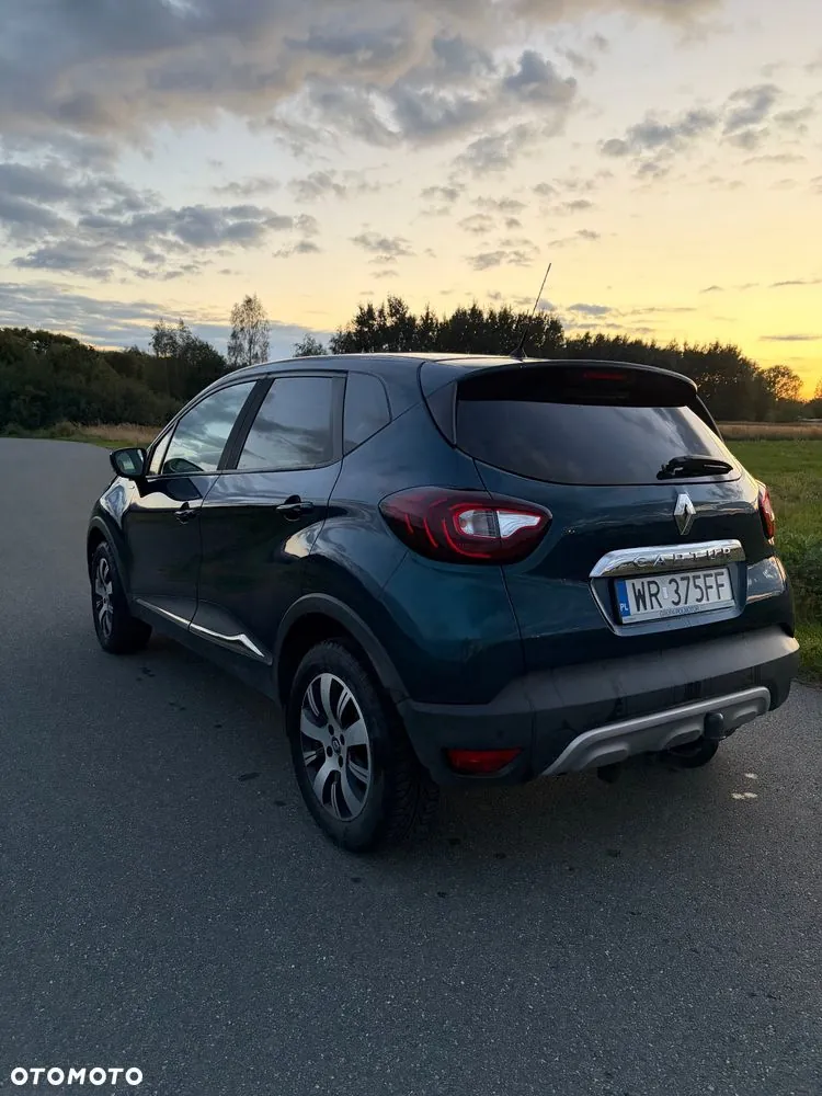 Renault Captur 2017 photo 2