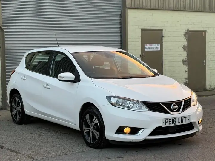 Nissan Pulsar 2016 photo 4