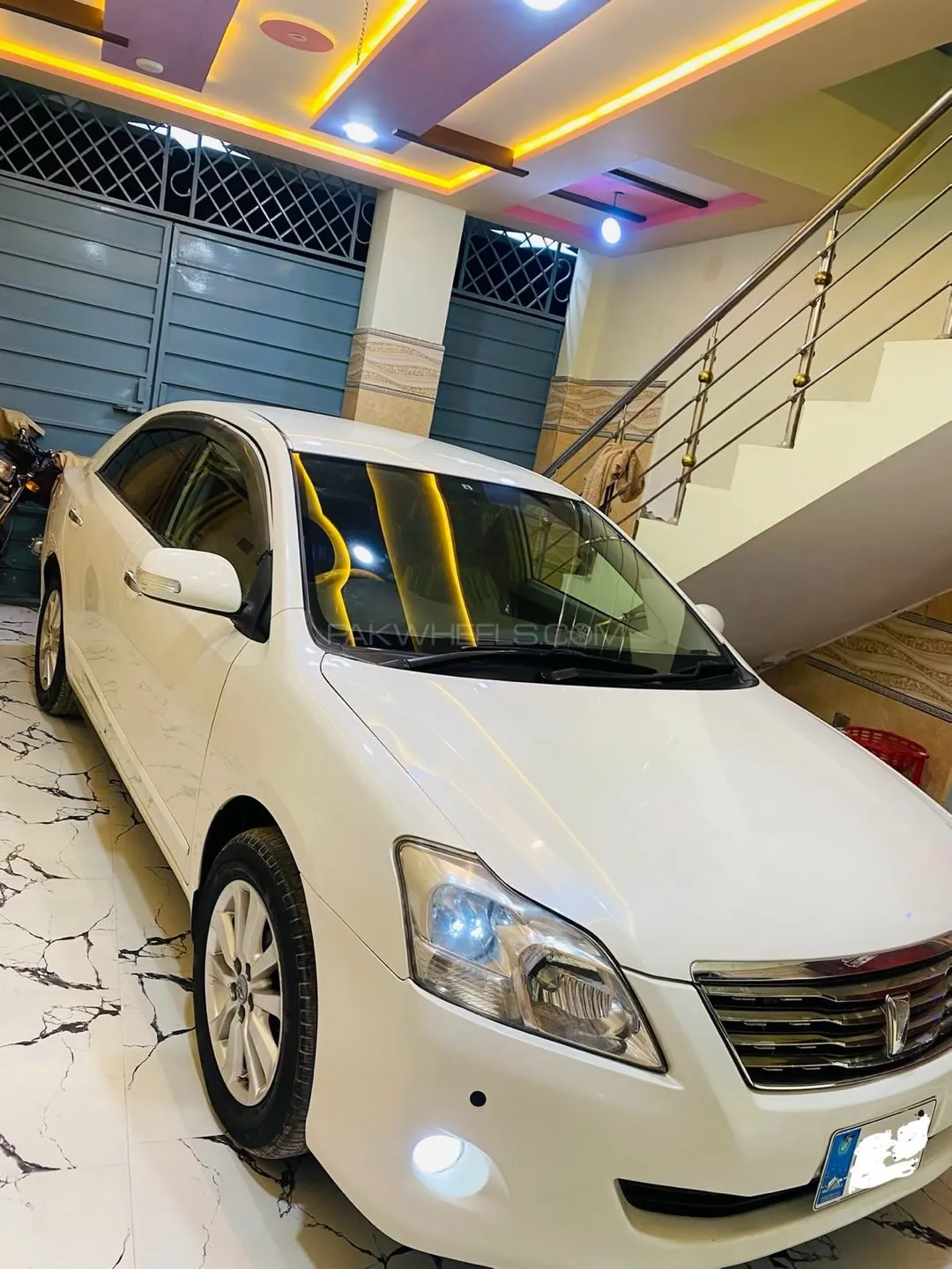 Toyota Premio