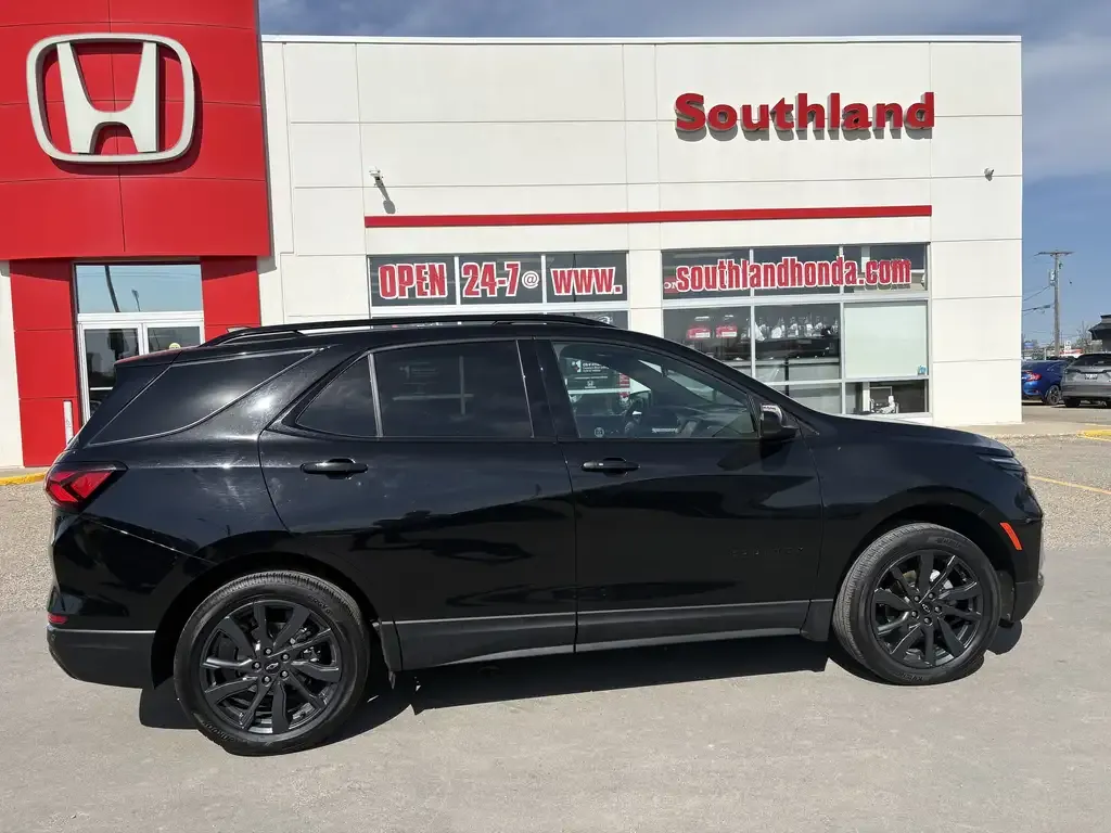 Chevrolet Equinox 2023 photo 2
