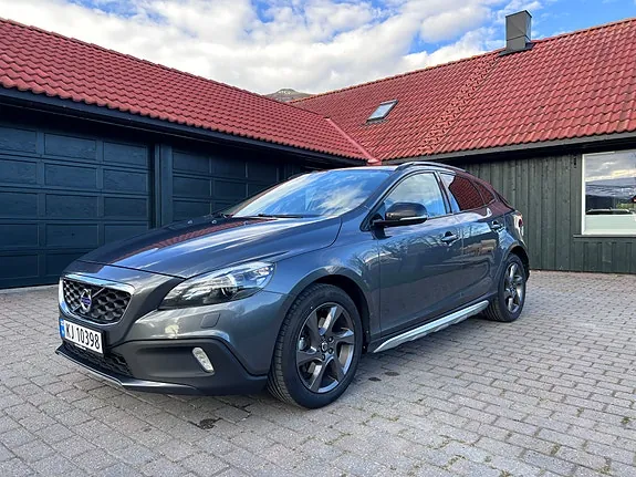 Volvo V40 Cross Country 2014 photo 3