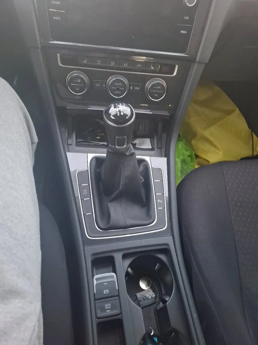 Volkswagen Golf 2020 photo 2