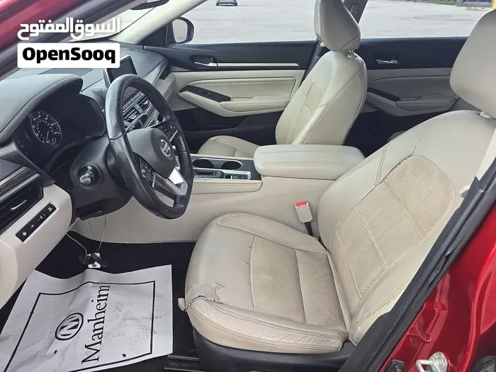 Nissan Altima 2019 photo 4