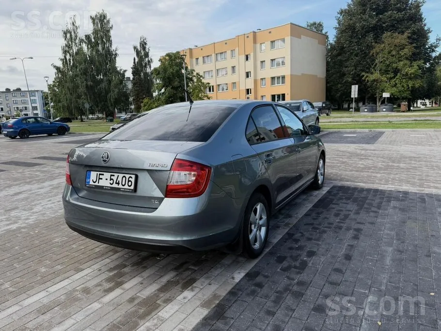 Skoda Rapid 2013 photo 5
