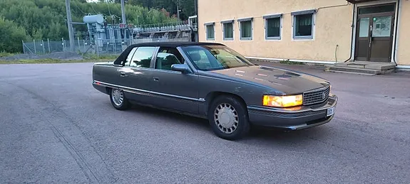 Cadillac Deville 1994 photo 4