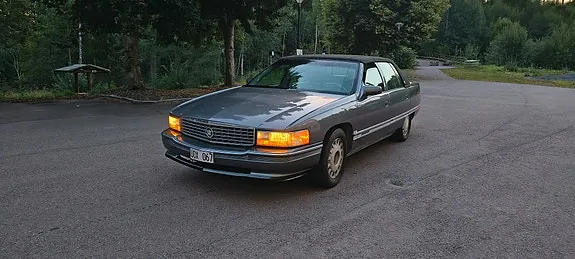 Cadillac Deville