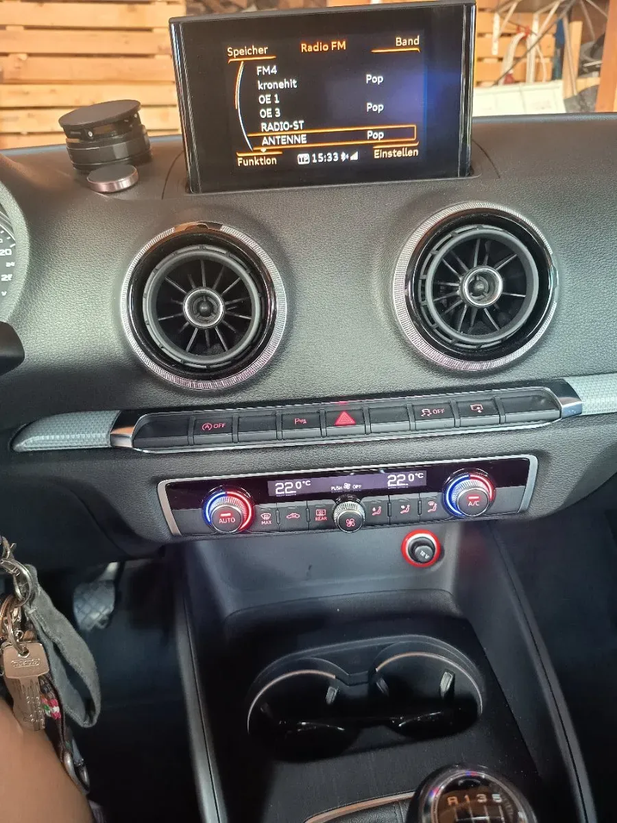 Audi A3 2014 photo 3