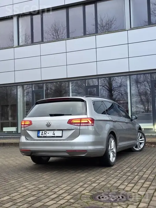 Volkswagen Passat 2017 photo 2