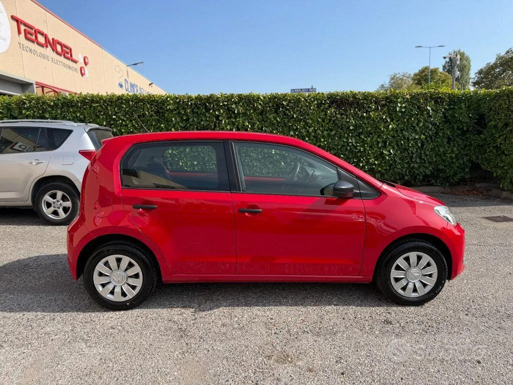 Volkswagen Up 2018 photo 4
