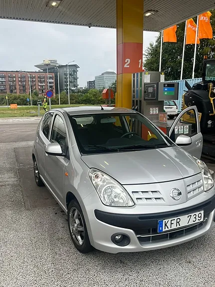 Nissan Pixo