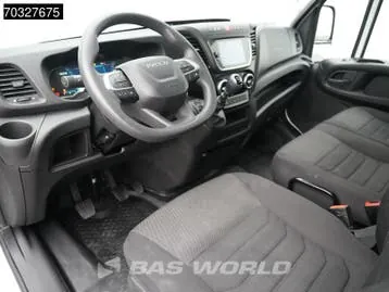 Iveco Daily 2024 photo 3