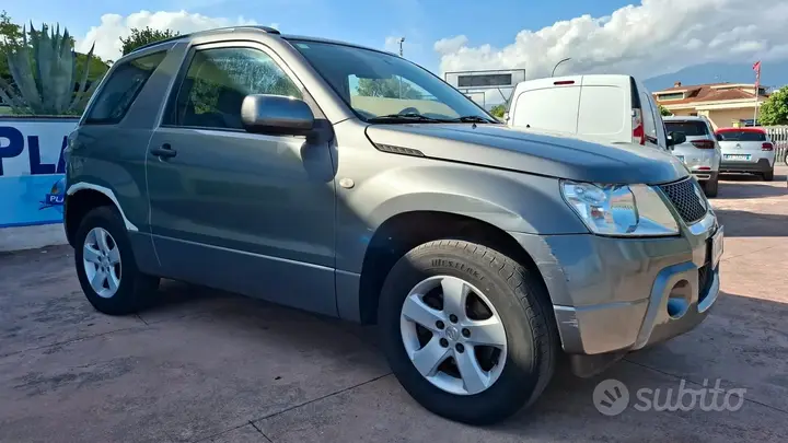 Suzuki Grand Vitara 2006 photo 2